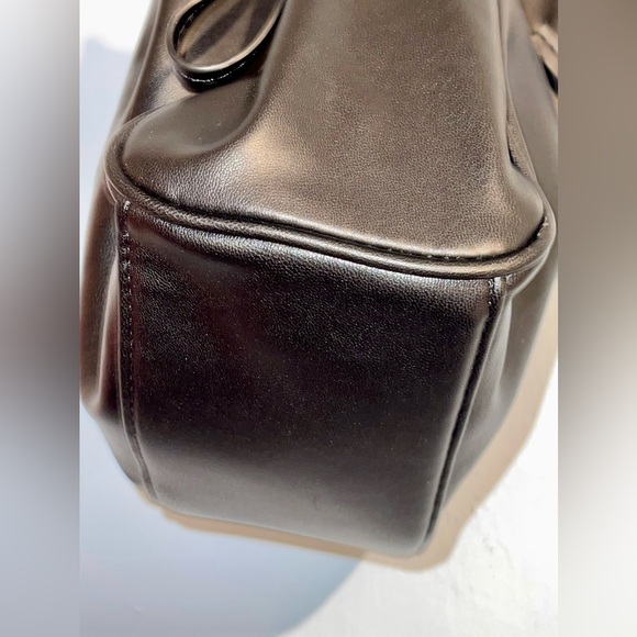 NWT (not attached) Badgley Mischka Vegan Leather Black Shoulder Bag - Picture 5 of 12